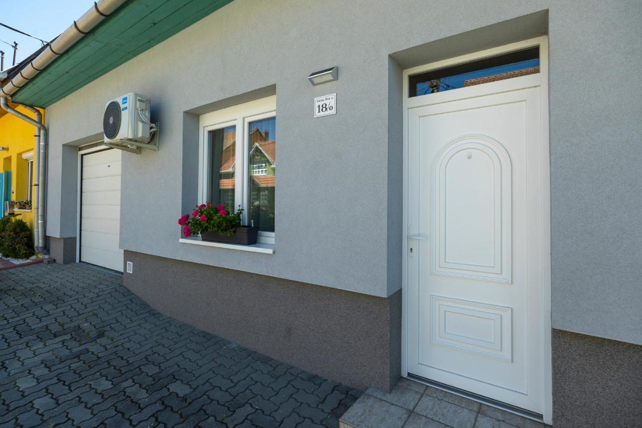Cecey Apartman Eger Exterior photo
